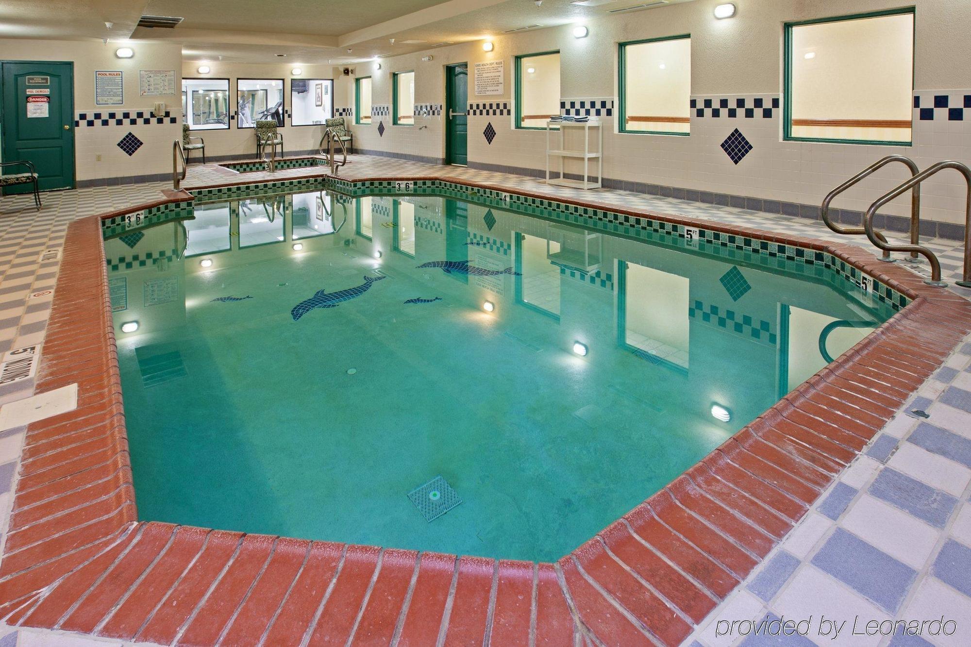 Country Inn & Suites By Radisson, Elkhart North, In 외부 사진