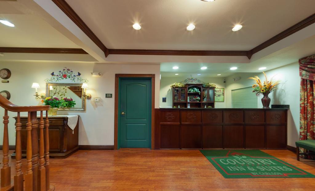 Country Inn & Suites By Radisson, Elkhart North, In 외부 사진